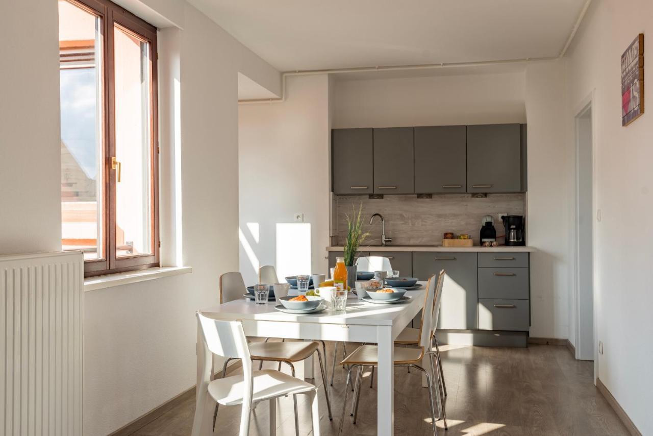 Ferienwohnung Le Manoir De Cyrielle A 10 Min Du Centre De Strasbourg Bischheim Exterior foto